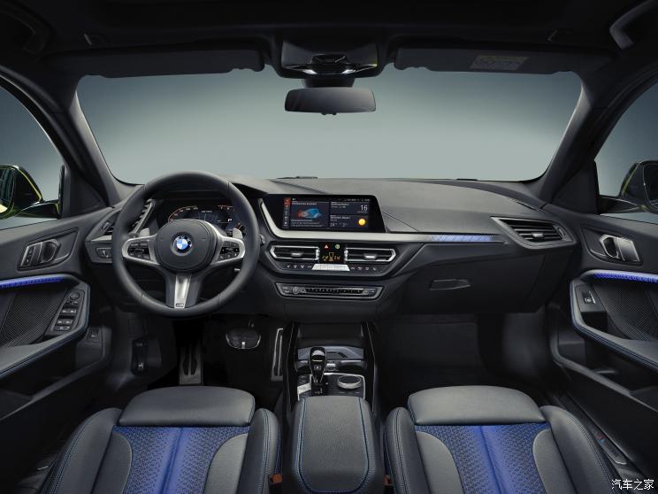 宝马(进口) 宝马1系(进口) 2022款 M135i xDrive 欧洲版