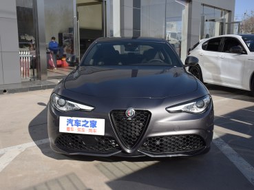 阿尔法・罗密欧 Giulia 2021款 2.0T 280HP Veloce Ti 竞速版