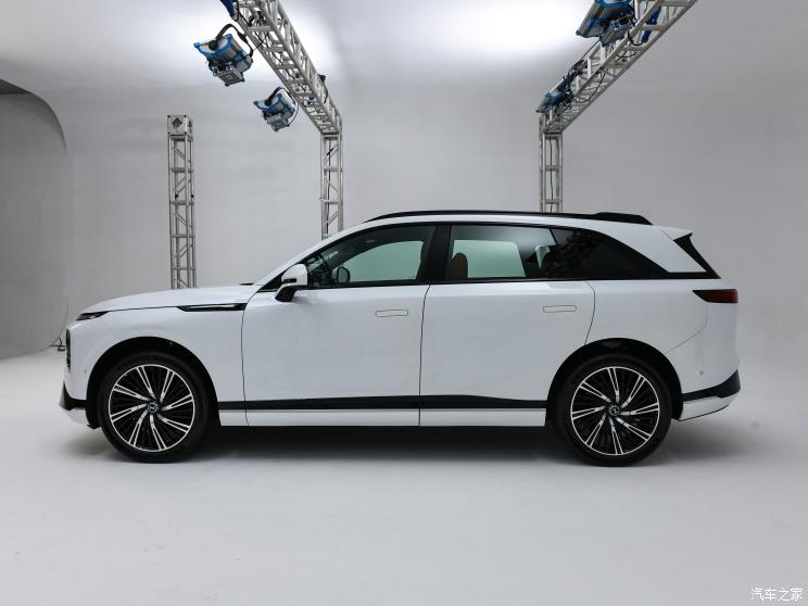 小鹏汽车 小鹏G9 2022款 两驱基本型